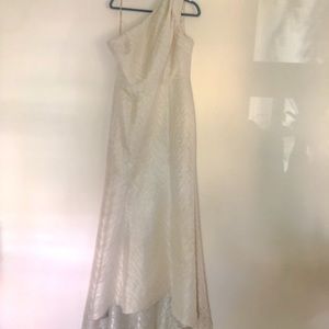 Monique Lhuillier Gown